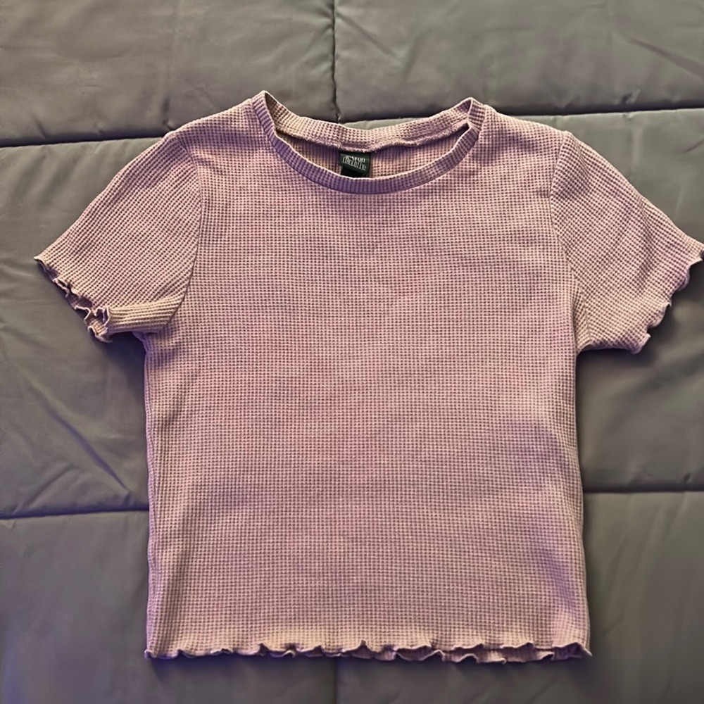 Ribbed, pink/purple crop top